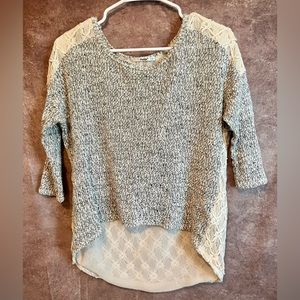 Papaya 3/4 sleeve sweater  Sz M